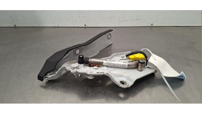 Charnière capot Audi A7