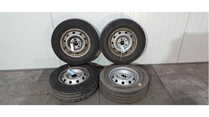 Kit jantes + pneumatiques Citroen Jumper