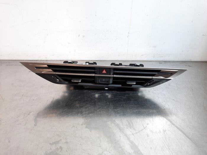 Grille aération tableau de bord Citroen C5