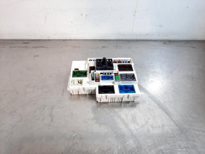 Boîte à fusibles Citroen C5