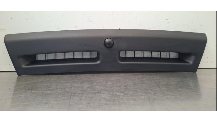 Guidage d'air Landrover Range Rover L560 Velar