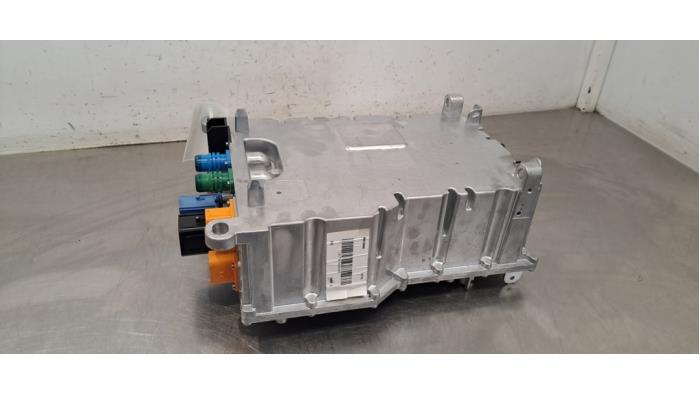 Chargeur embarqué Peugeot 5008