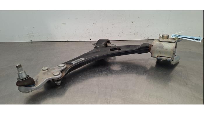 Bras de suspension avant gauche Peugeot 5008