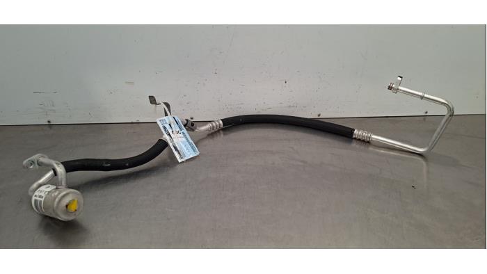 Tuyau clim Peugeot 5008