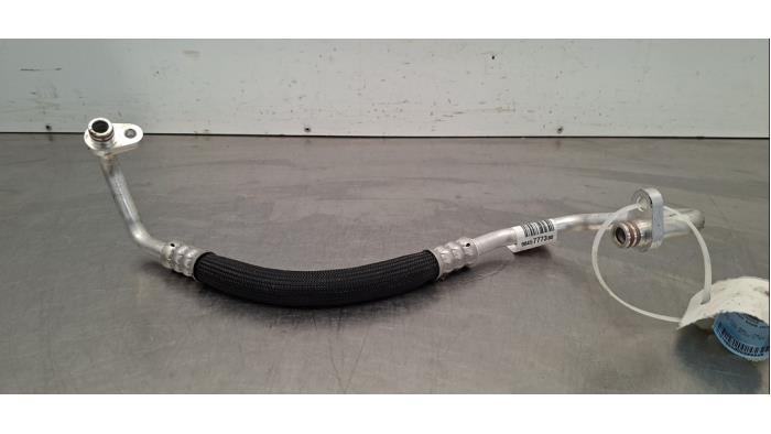 Tuyau clim Peugeot 5008