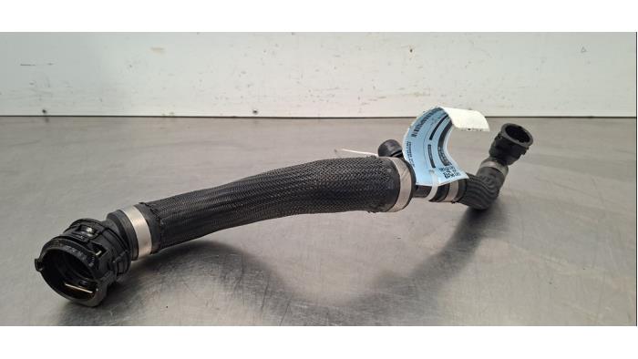 Tuyau radiateur Peugeot 5008