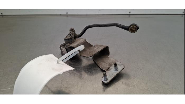 Régulateur d'hauteur Xenon Volvo V40