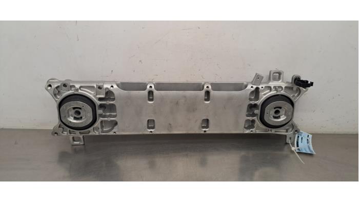 Barre moteur Peugeot 5008