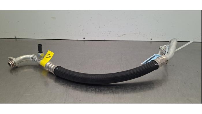 Tuyau clim Peugeot 5008