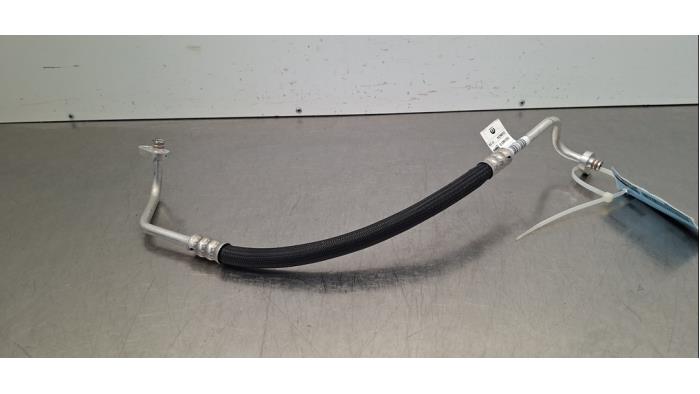 Tuyau clim Peugeot 5008