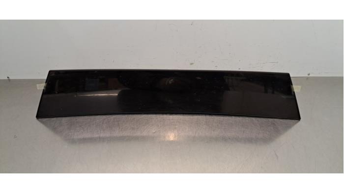 Display unité de contrôle multi media Peugeot 5008