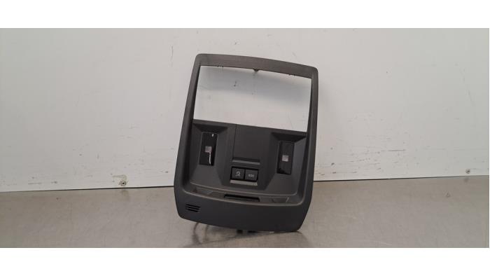 Eclairage intérieur avant Peugeot 5008