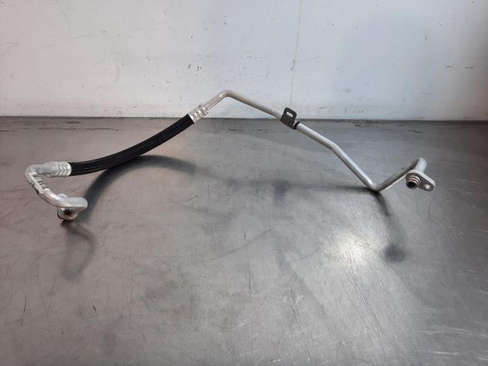 Tuyau clim Peugeot 308