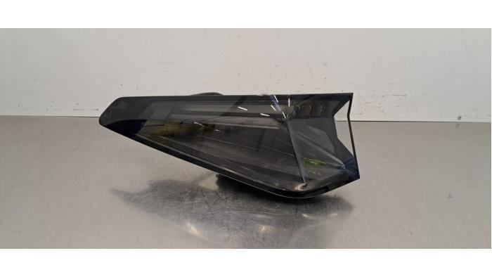 Feu arrière gauche Peugeot 5008