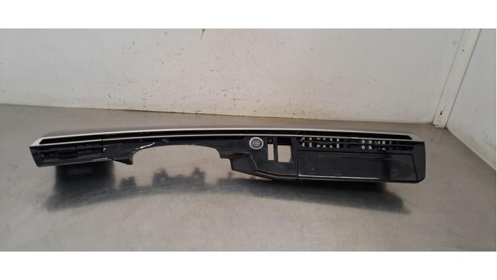 Grille aération tableau de bord Peugeot 3008