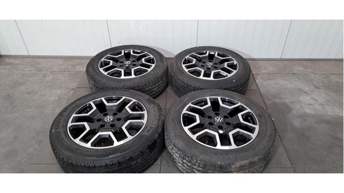 Kit jantes + pneumatiques Volkswagen Amarok