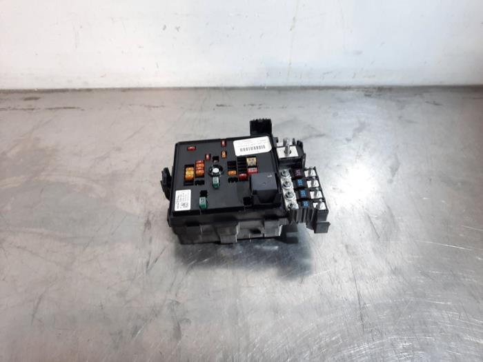 Boîte à fusibles Citroen E-C3