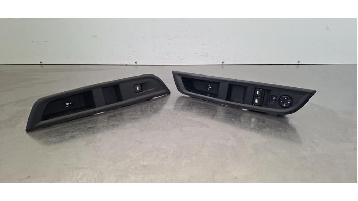 Commutateur combi vitres Citroen E-C3