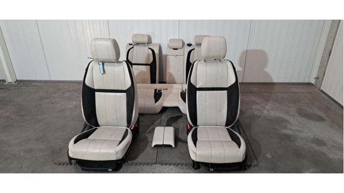 Kit revêtement (complet) Landrover Range Rover