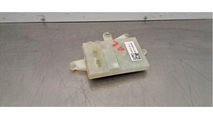 Module (divers) Tesla Model X