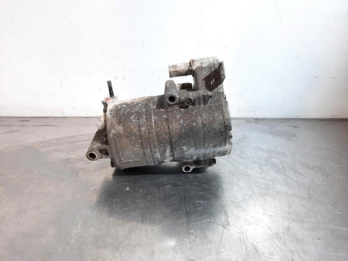 Pompe clim MG Marvel R