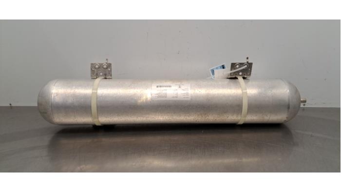 Réservoir d'air Tesla Model X