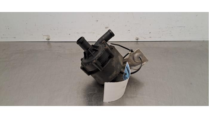 Pompe à eau supplémentaire Tesla Model X