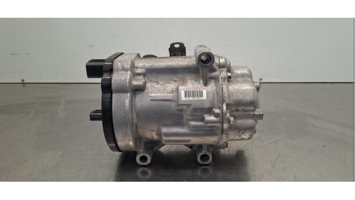 Pompe clim Toyota C-HR