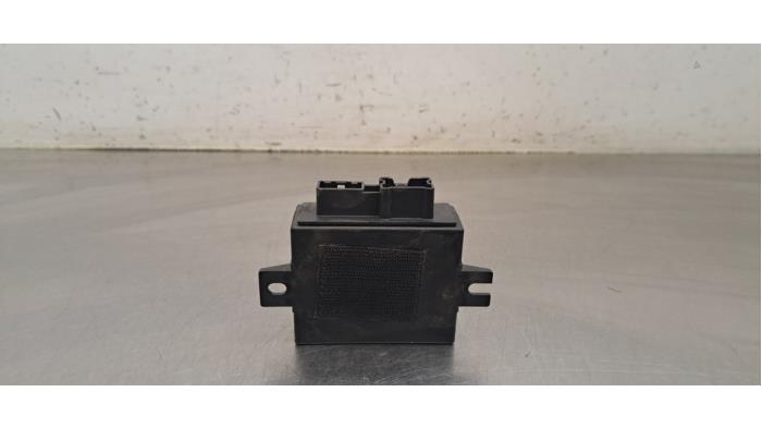 Module crochet de traction Mercedes Citan