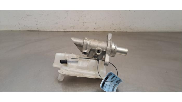 Cylindre de frein principal Mercedes Citan