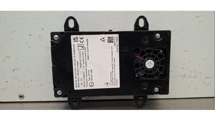 Chargeur sans fil Toyota C-HR