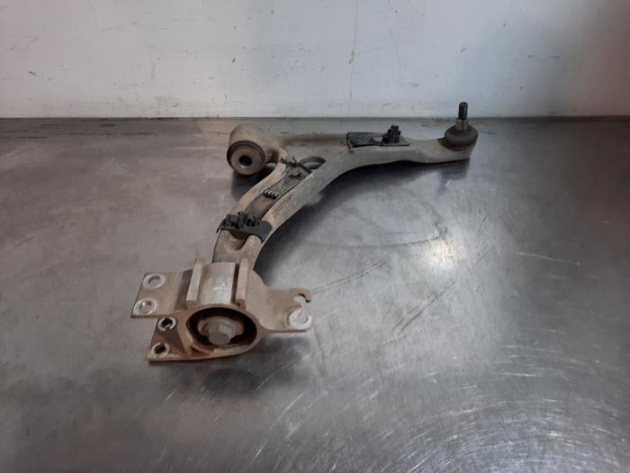 Bras de suspension avant droit Mercedes A-Klasse