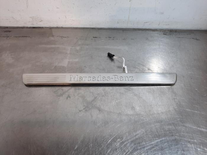 Eclairage d'embarquement Mercedes A-Klasse