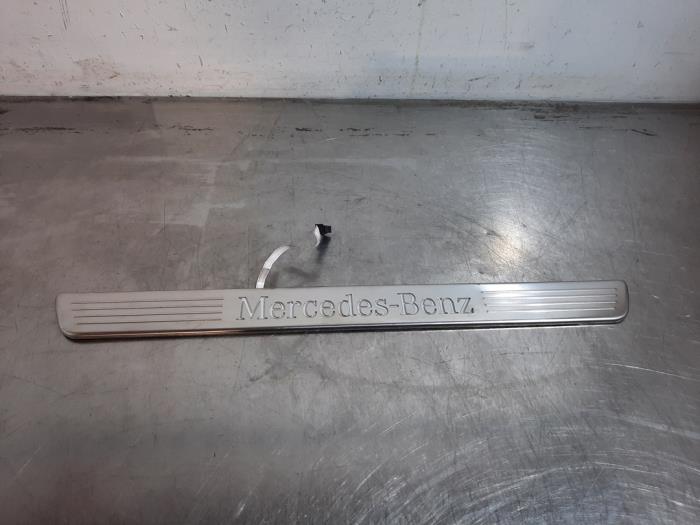 Eclairage d'embarquement Mercedes A-Klasse