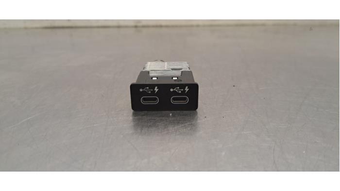 Connexion USB BMW X1