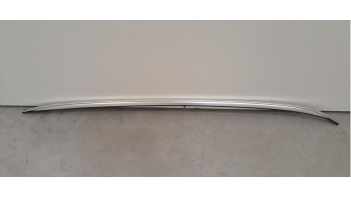 Rail de toit droit BMW X1