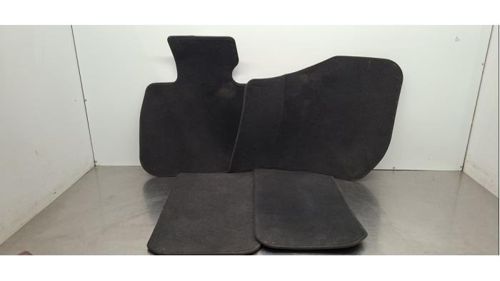 Kit tapis BMW X1