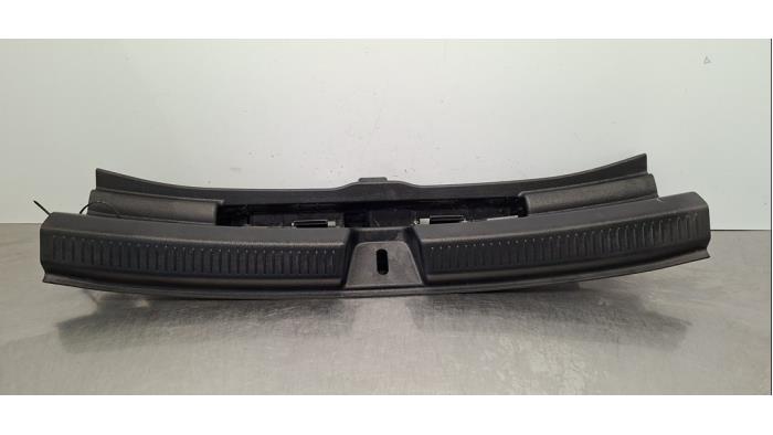 Couverture capteur serrure arrière Mercedes A-Klasse