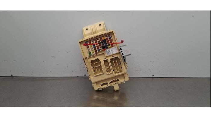 Boîte à fusibles Kia EV6