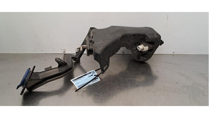 Réservoir lave-glace avant Mercedes C-Klasse