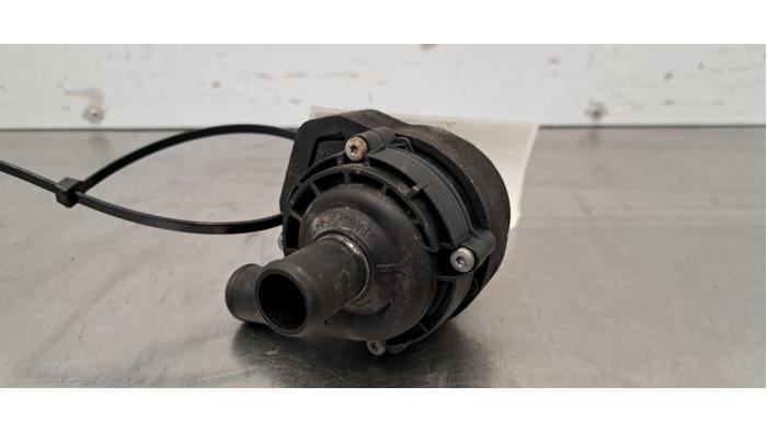 Pompe à eau supplémentaire Mercedes C-Klasse