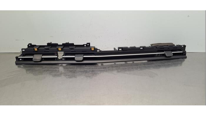 Grille aération tableau de bord Kia EV6