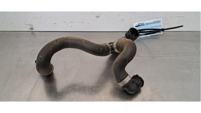 Tuyau radiateur Mercedes C-Klasse