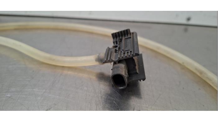 Capteur crash piétons Mercedes C-Klasse