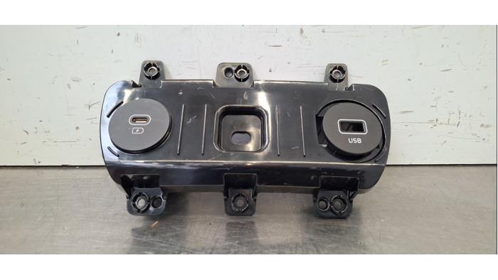 Prise USB Kia EV6