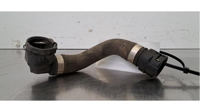 Tuyau radiateur Mercedes C-Klasse