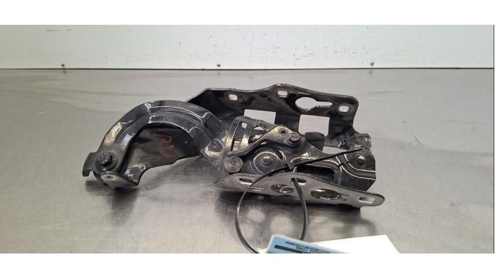 Charnière capot Mercedes C-Klasse