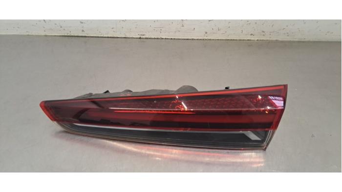 Feu arrière droit Renault Clio