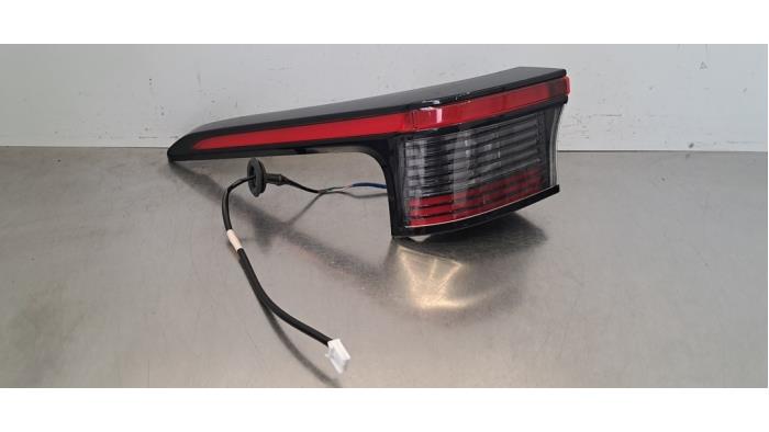 Feu arrière gauche Toyota bZ4X