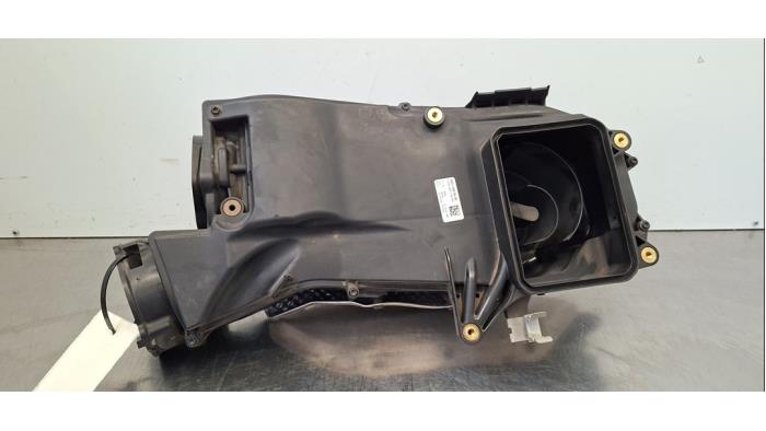 Boîtier filtre à air Mercedes C-Klasse